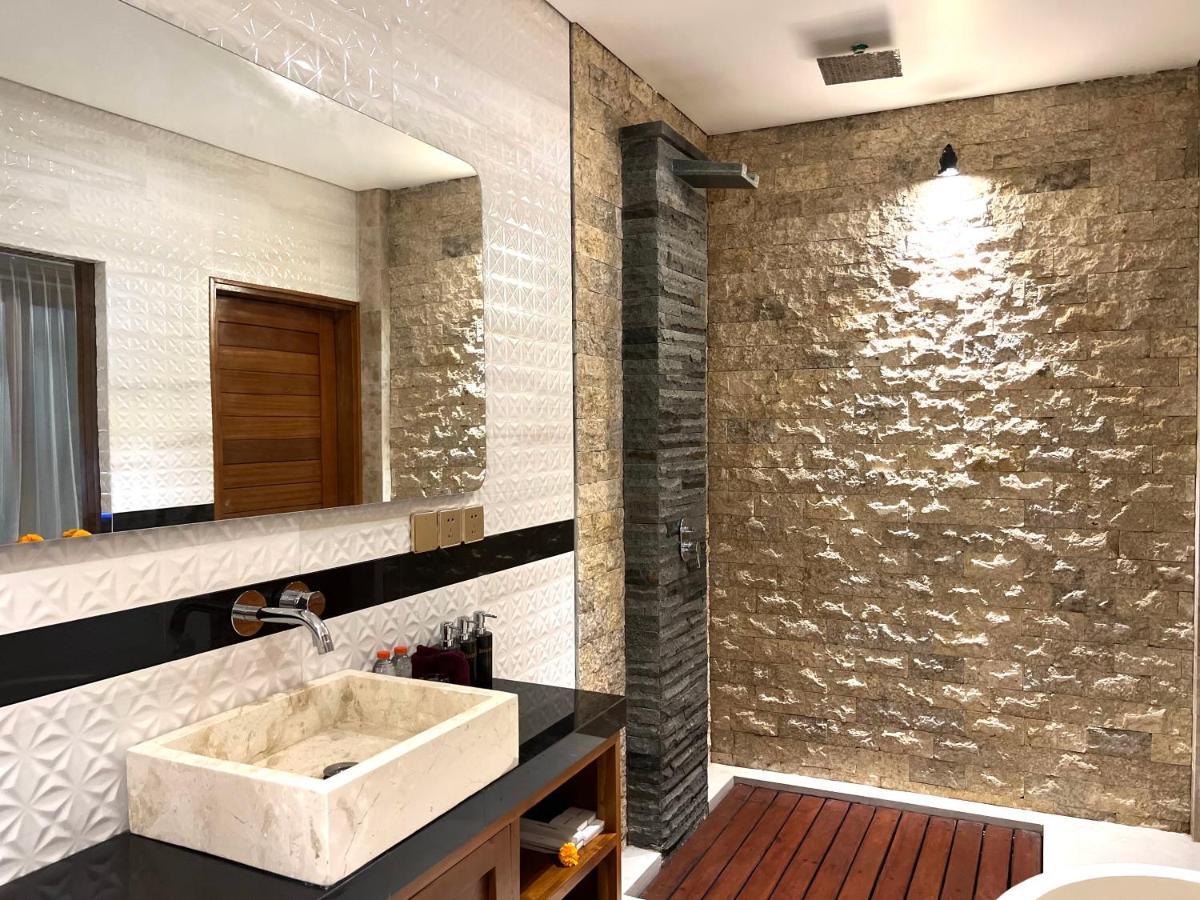 Nirankara Ubud Villa 외부 사진